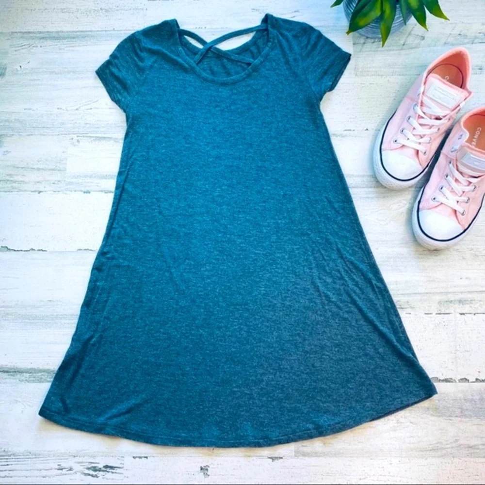 Grayson Social gray Vibes dress size M